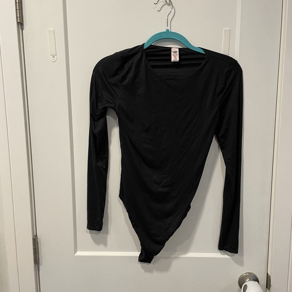 Victoria's Secret BODYWEAR by Victoria V-Neck Bodysuit Size Small NWOT